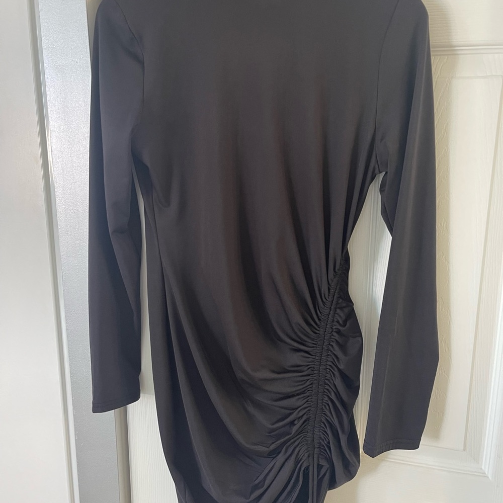 Black Size 10 M/L long sleeve black adjustable asymmetric style mini dress - Picture 3 of 4